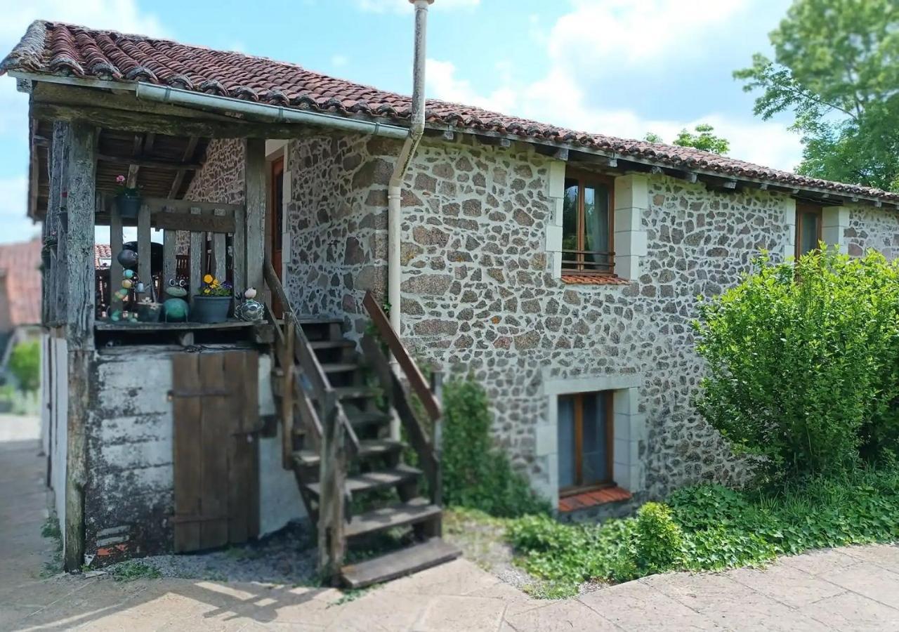 Tranquille Vienne Gites A Chirac Dept Charente ภายนอก รูปภาพ