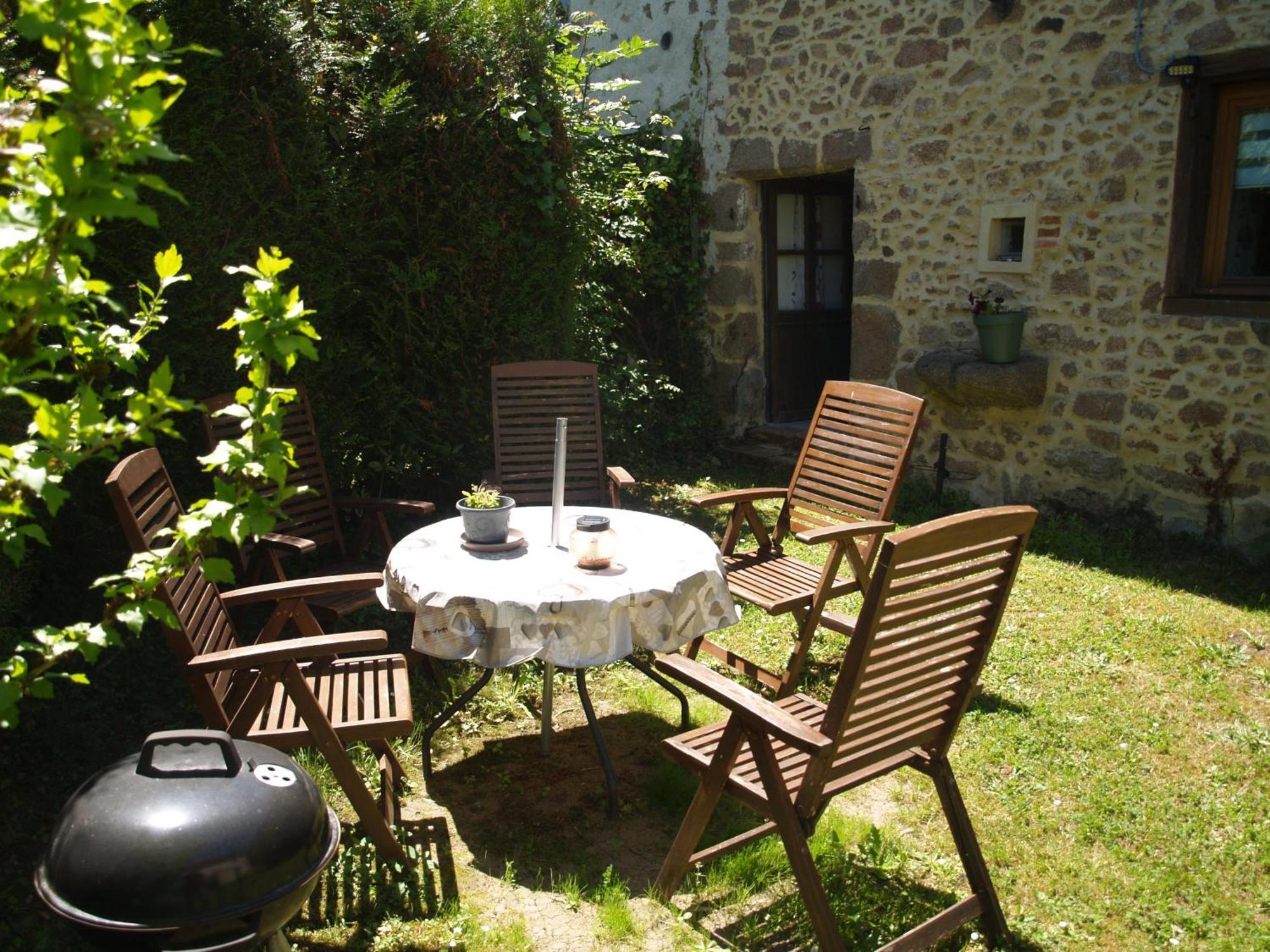 Tranquille Vienne Gites A Chirac Dept Charente ภายนอก รูปภาพ
